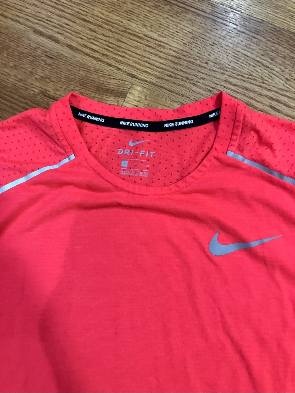 Nike Neon Coral Running Tee with Nike Gray Athletic Shorts Sz M EUC - Picture 3 of 11